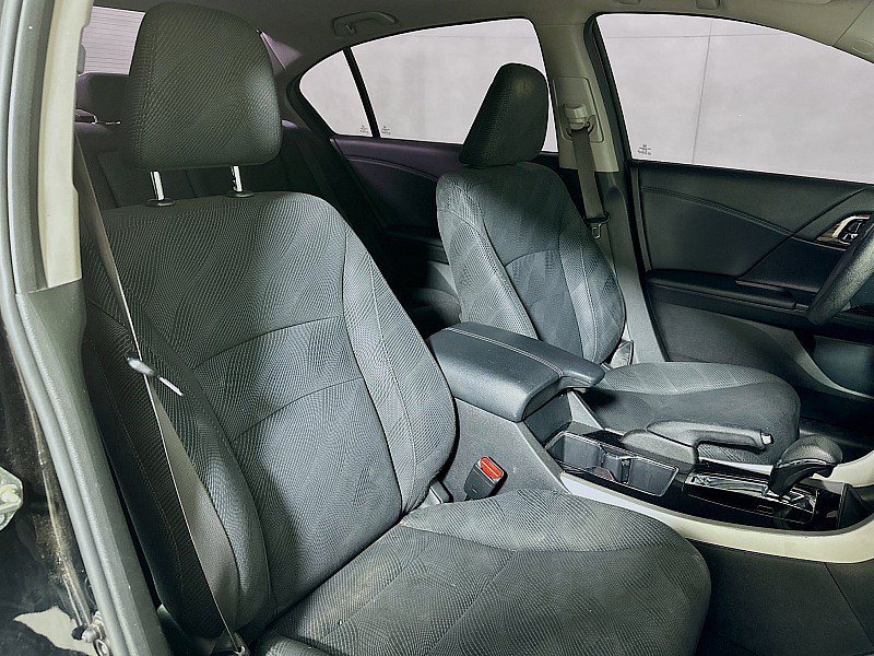 Used 2016 Honda Accord EX image 29