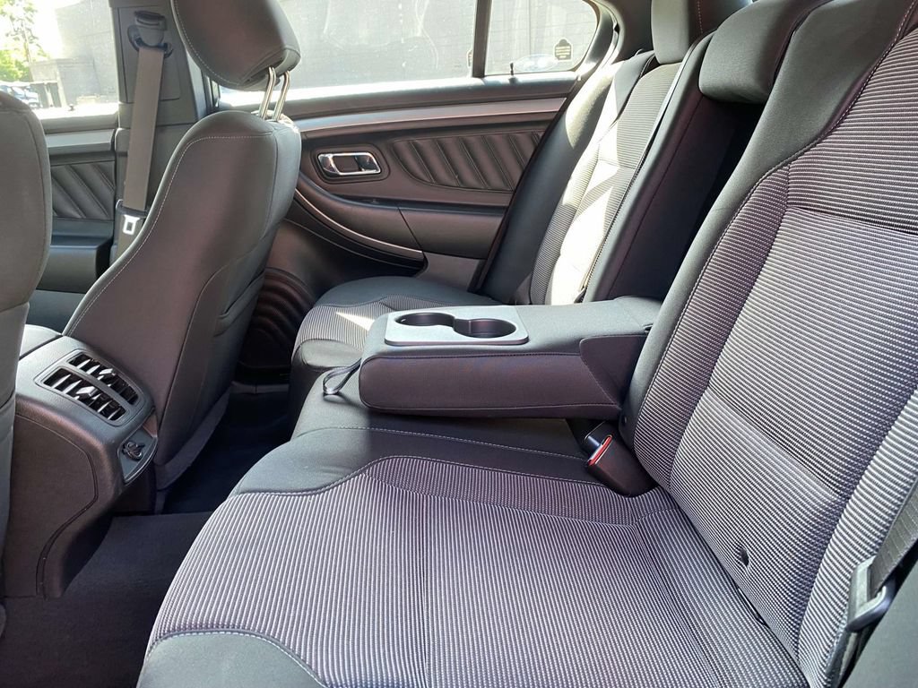 Used 2019 Ford Taurus SEL w/ Equipment Group 201A FWD image 10