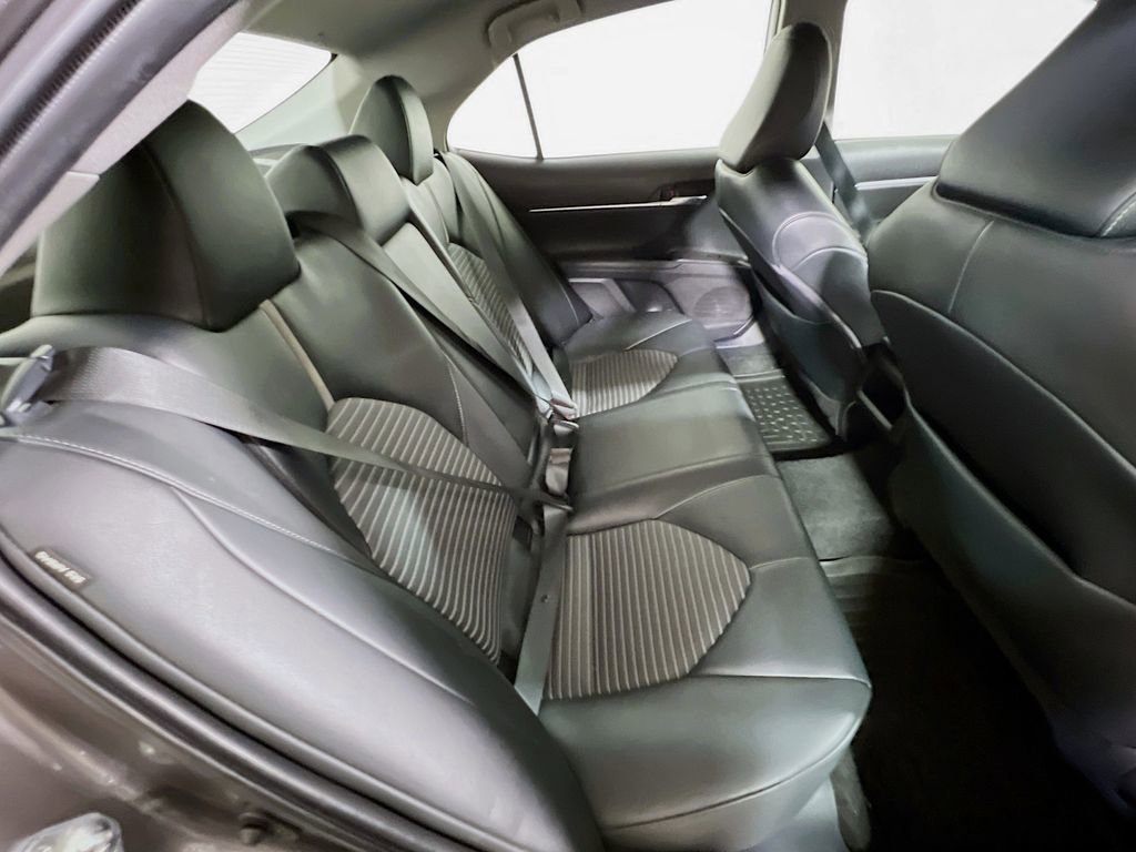 Certified 2022 Toyota Camry SE w/ Cold Weather Package FWD image 22