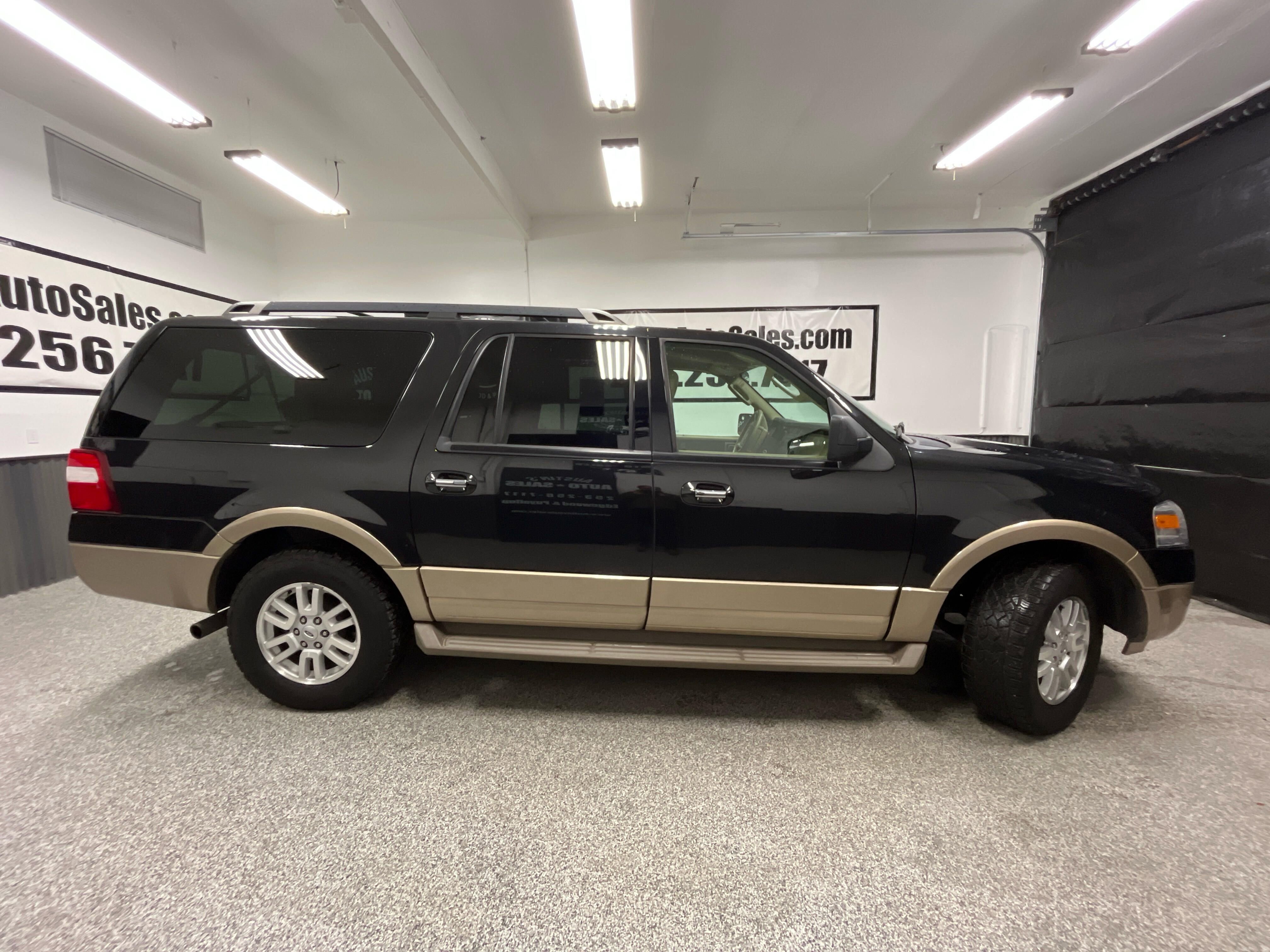 Used 2014 Ford Expedition EL XLT w/ Equipment Group 202A image 2