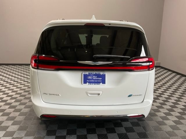 Used 2021 Chrysler Pacifica Touring FWD image 11
