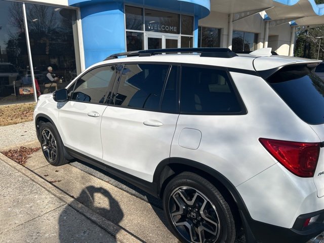 Used 2023 Honda Passport Elite image 3