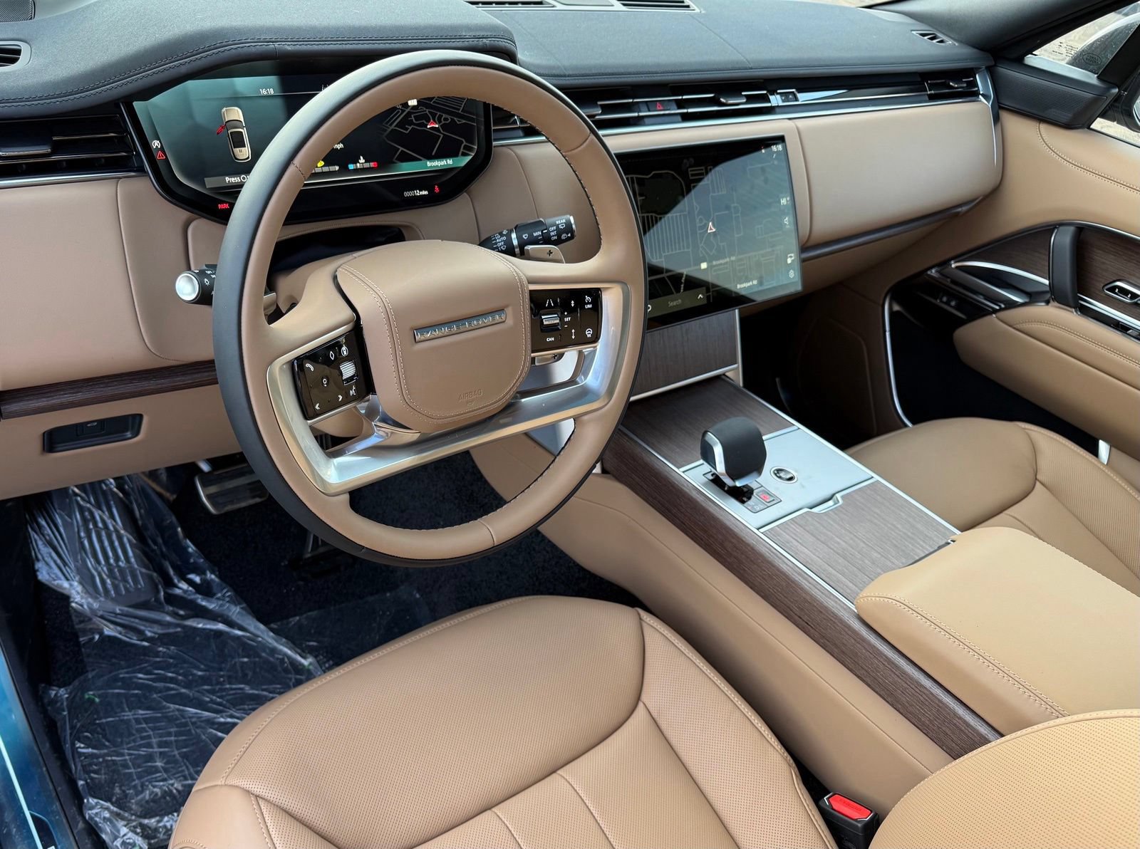 New 2027 Land Rover Range Rover Long Wheelbase SE AWD/4WD image 13