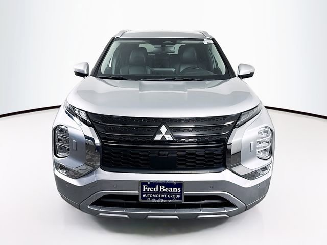 Used 2022 Mitsubishi Outlander SEL video 2