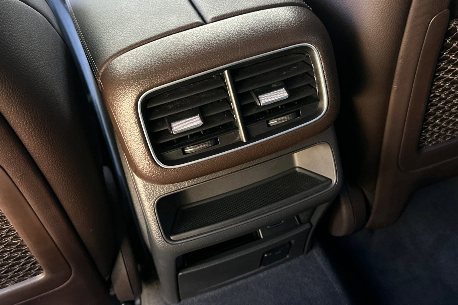 Certified 2020 Mercedes-Benz GLS 450 4MATIC image 33