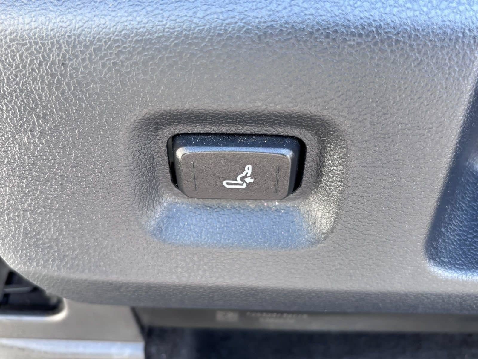 Used 2026 Toyota Tacoma SR RWD image 16