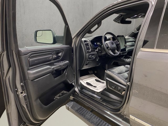 Used 2024 RAM 1500 Limited AWD/4WD image 11