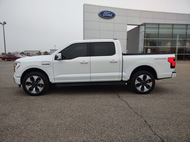 Used 2022 Ford F150 Lightning Platinum image 2