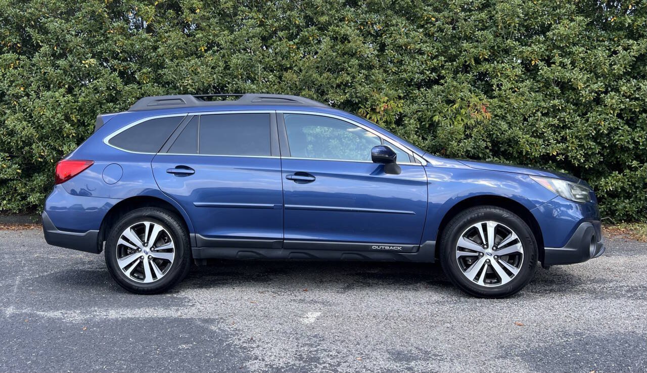 Used 2019 Subaru Outback 2.5i Limited AWD/4WD image 9