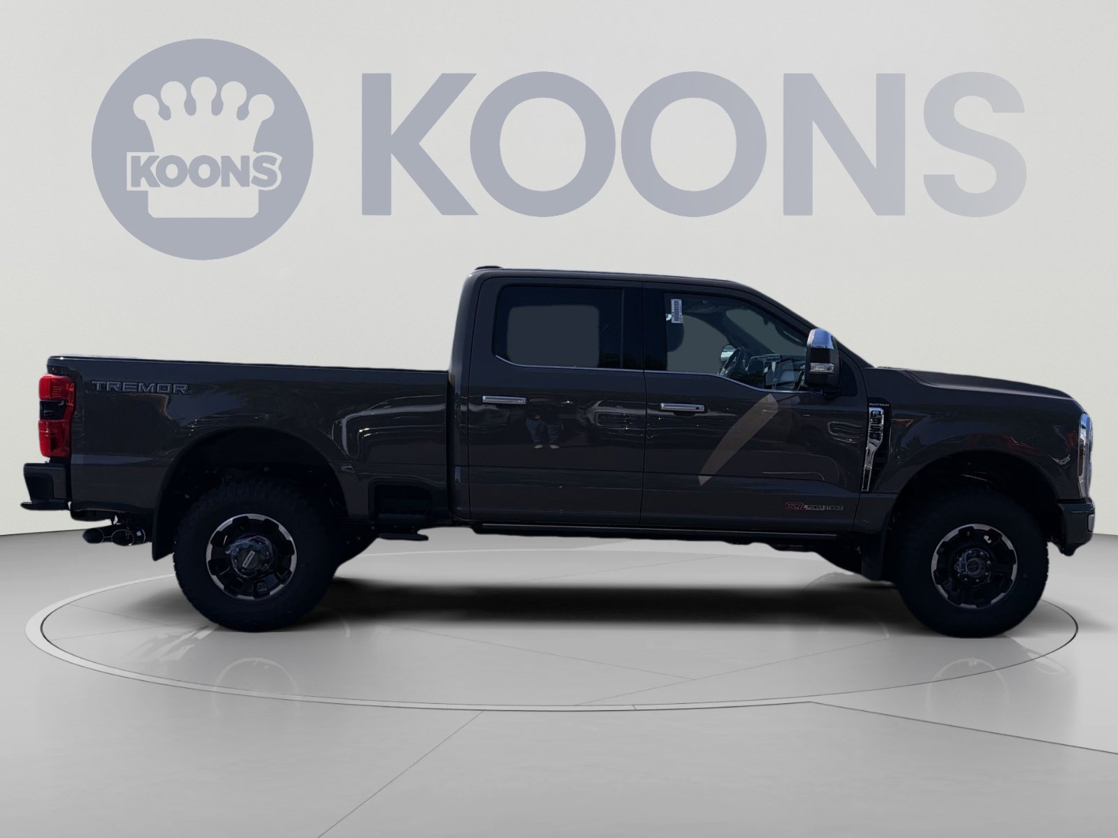 New 2026 Ford F350 Platinum w/ Platinum Plus Package AWD/4WD image 8