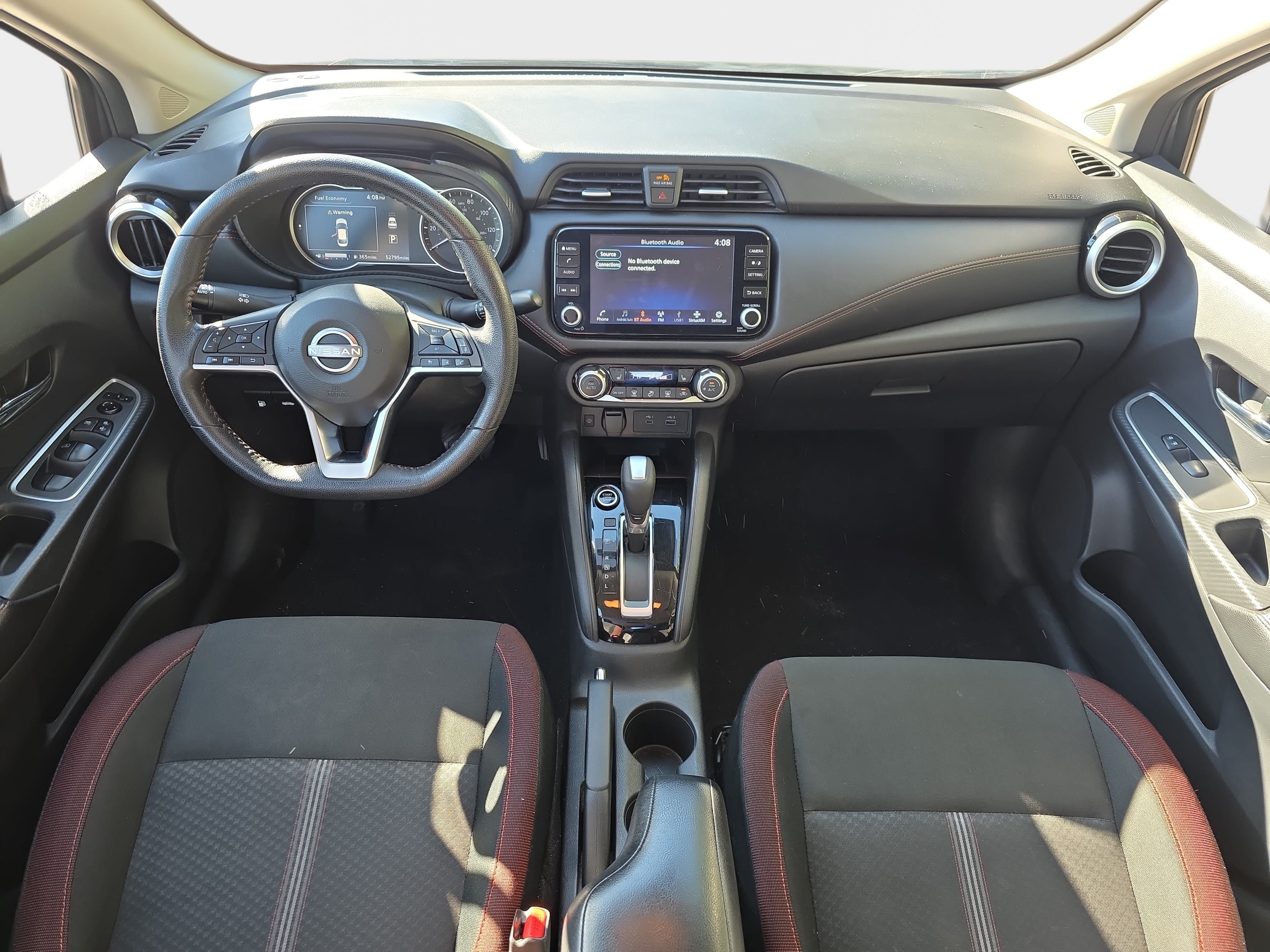 Used 2024 Nissan Versa SR FWD image 10