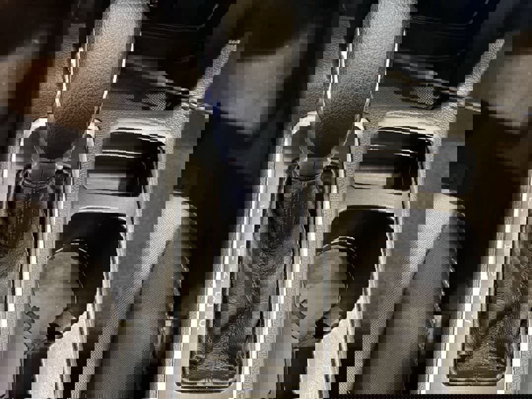 Used 2018 Ford Escape SE image 22