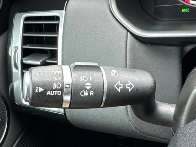 Used 2019 Land Rover Discovery HSE AWD/4WD image 12