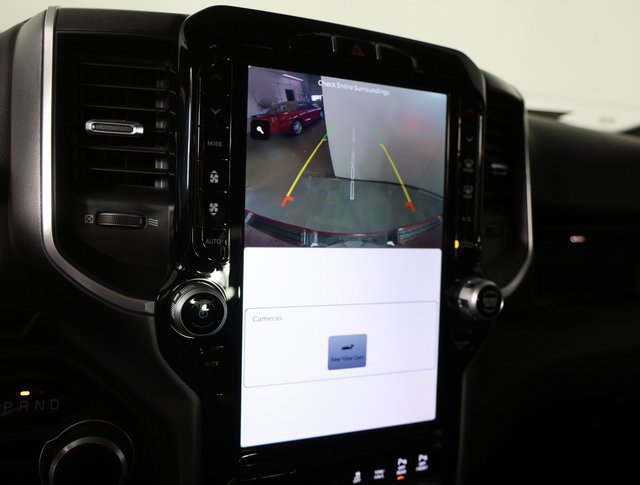 Used 2024 RAM 1500 Lone Star image 16