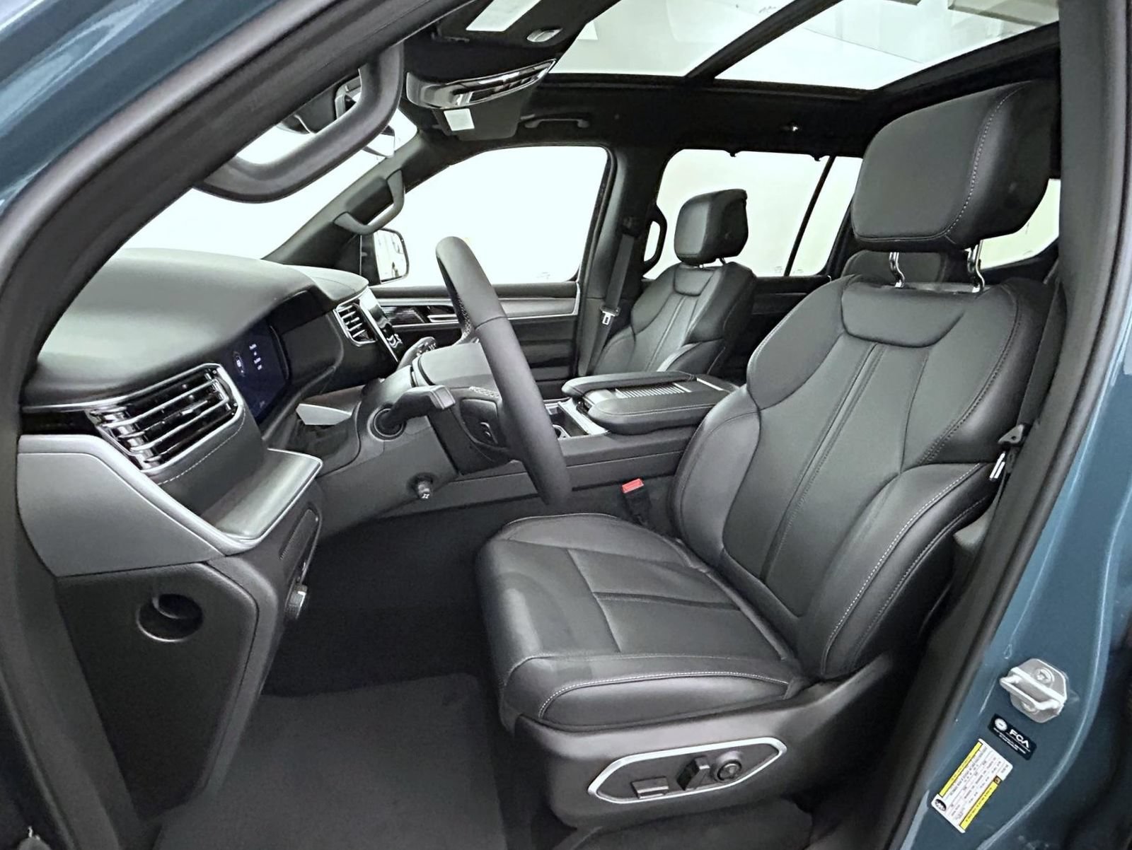 New 2026 Jeep Grand Wagoneer Limited AWD/4WD image 11