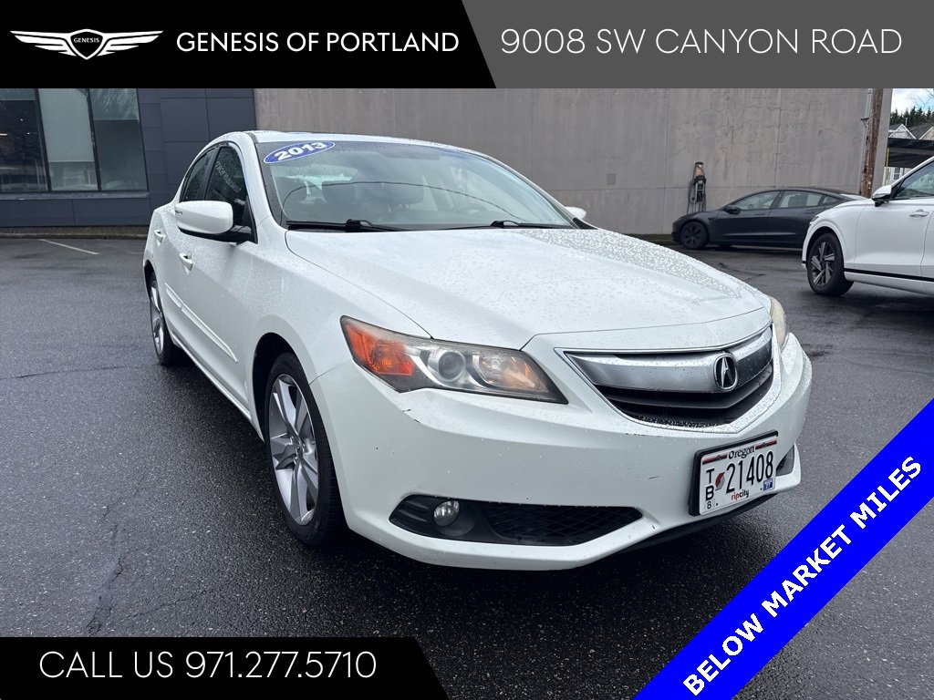 Used 2013 Acura ILX w/ Technology Package image 1