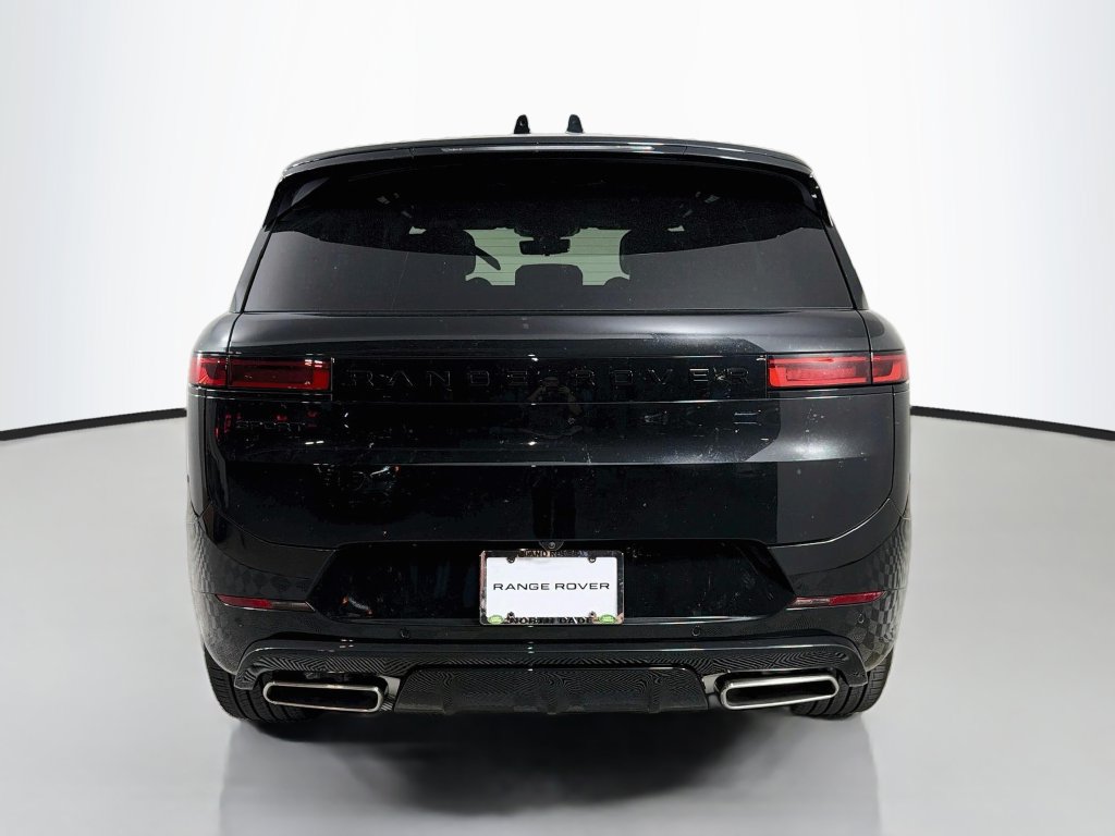 New 2027 Land Rover Range Rover Sport Dynamic SE AWD/4WD image 6