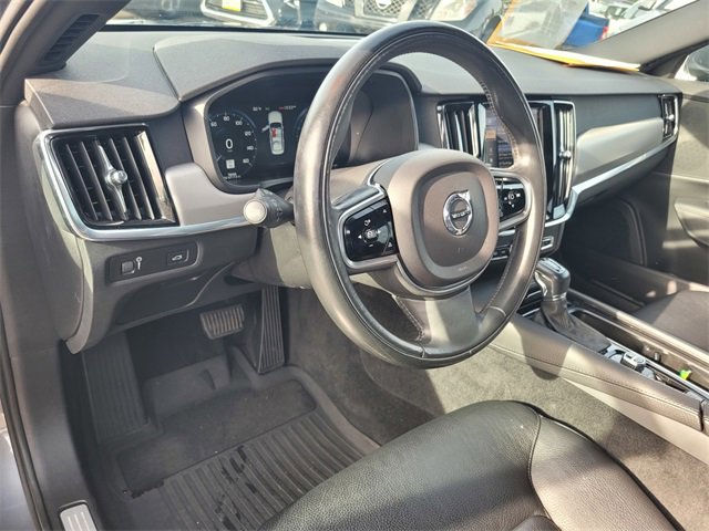 Used 2017 Volvo S90 T5 Momentum w/ Vision Package image 12