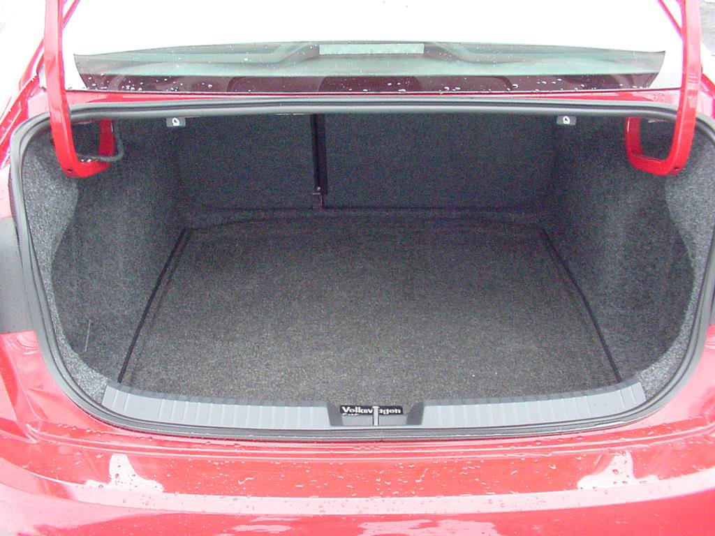 Used 2019 Volkswagen Jetta GLI image 24