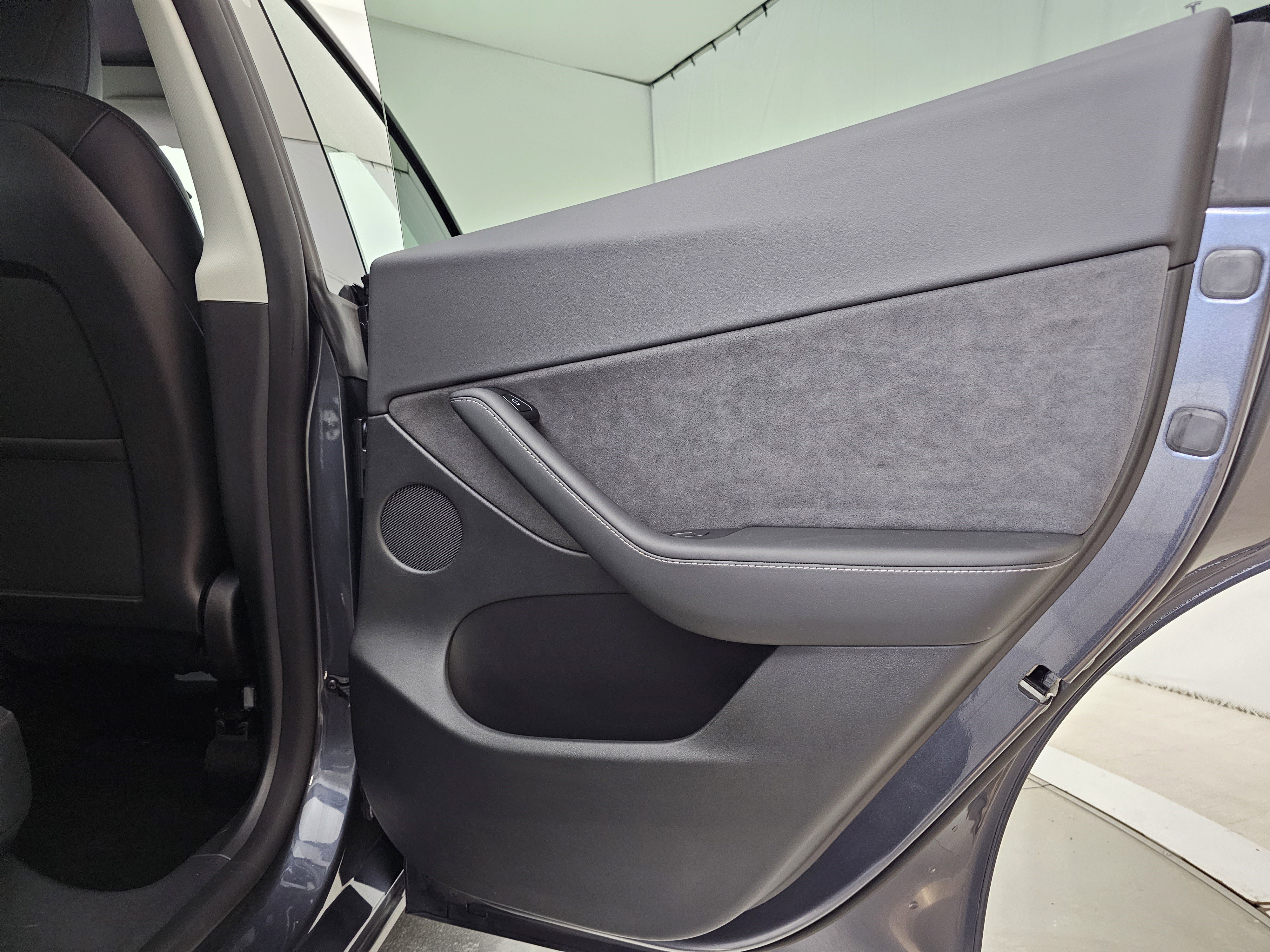 Used 2022 Tesla Model Y Performance image 28