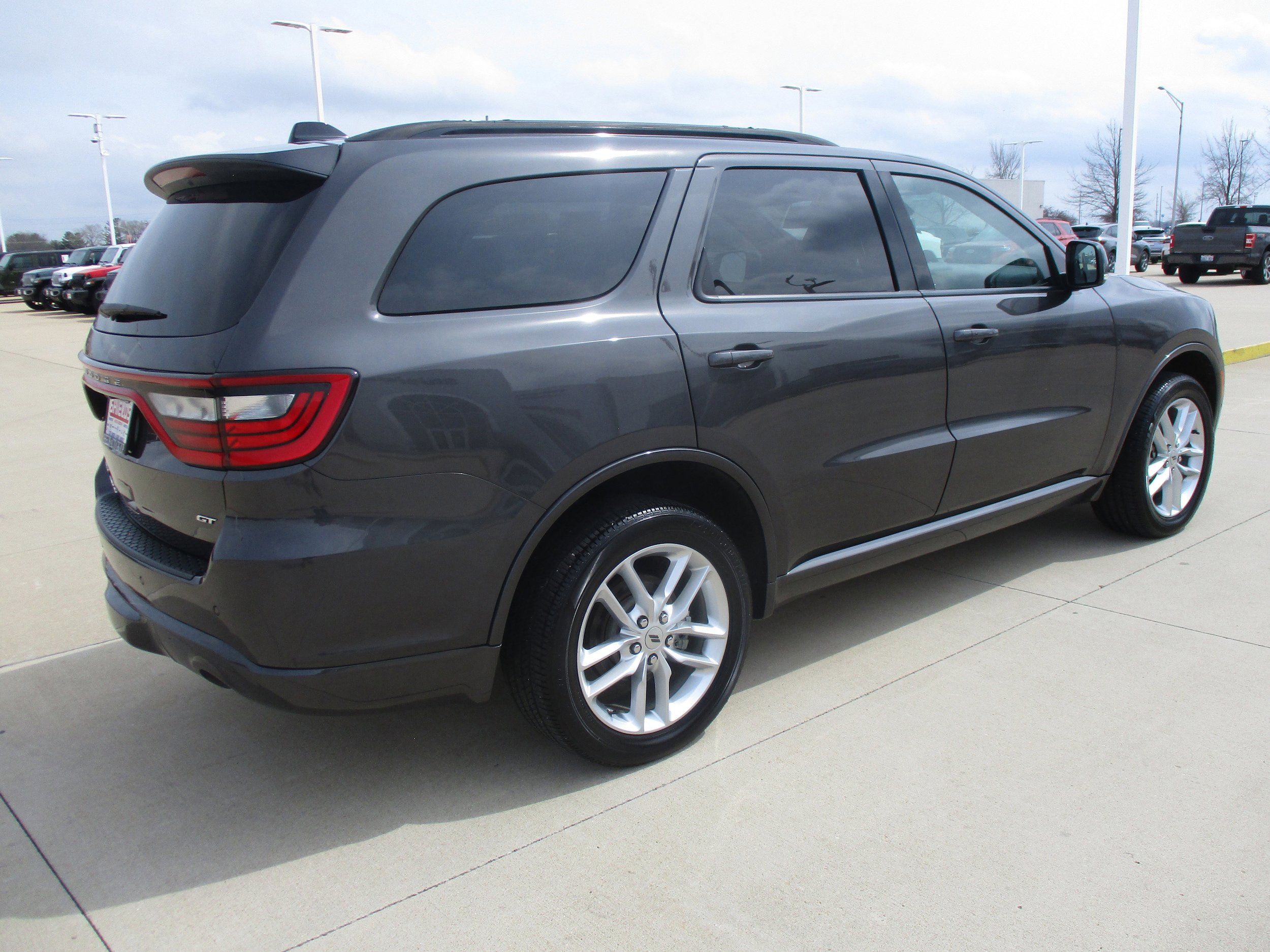 Used 2024 Dodge Durango GT AWD/4WD image 6