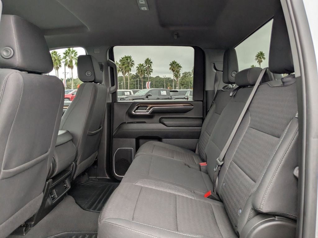 Used 2024 Chevrolet Silverado 3500 LT image 14
