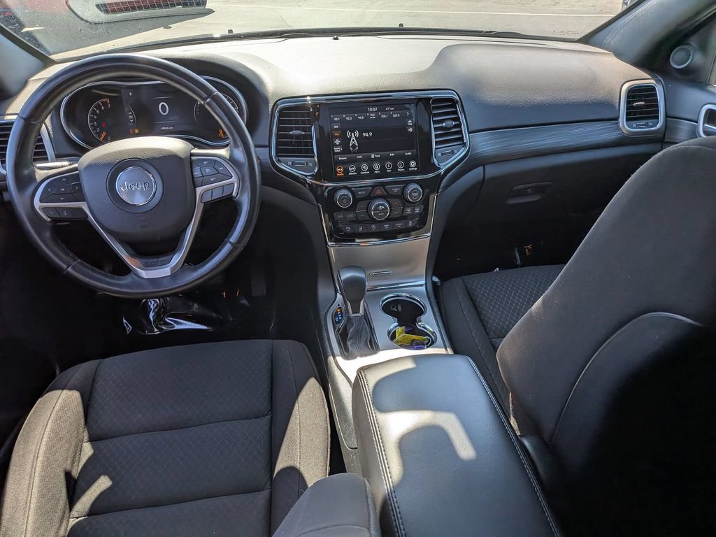 Certified 2022 Jeep Grand Cherokee Laredo E w/ Security & Convenience Group AWD/4WD image 24