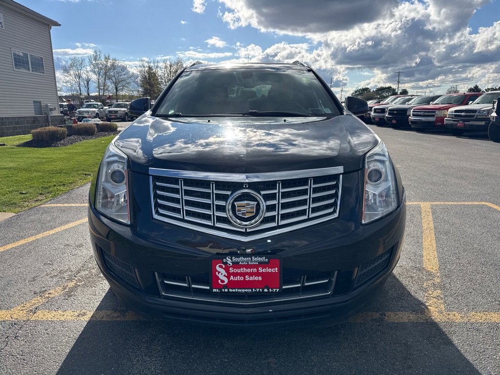 Used 2014 Cadillac SRX Luxury AWD/4WD image 3