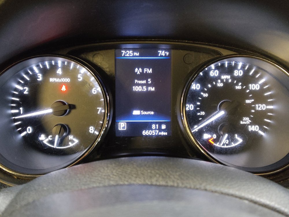 Used 2019 Nissan Rogue S FWD image 23
