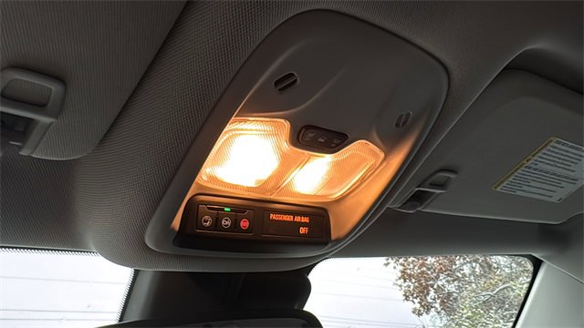 Used 2022 Chevrolet TrailBlazer LT w/ Convenience Package image 23