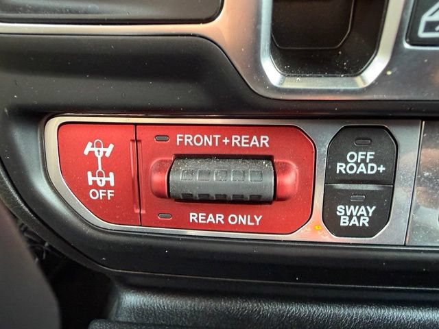 Used 2024 Jeep Gladiator Rubicon AWD/4WD image 34