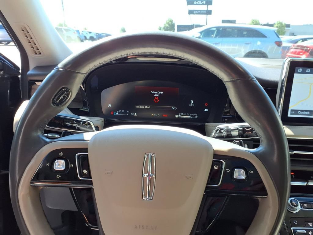 Used 2020 Lincoln Corsair Reserve w/ Equipment Group 202A AWD/4WD image 13