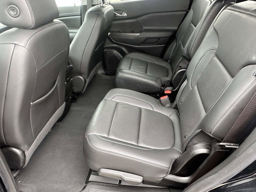 Certified 2023 GMC Acadia SLT w/ Elevation Edition image 14