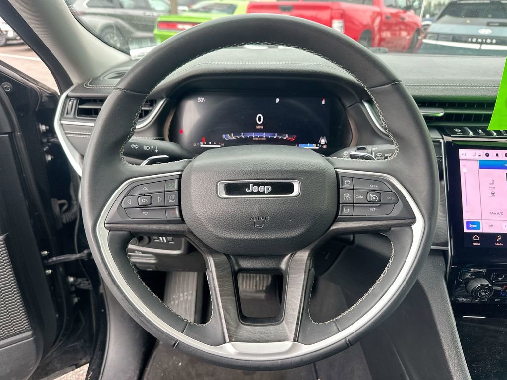 Used 2023 Jeep Grand Cherokee L Limited w/ Trailer Tow Group (B) image 44