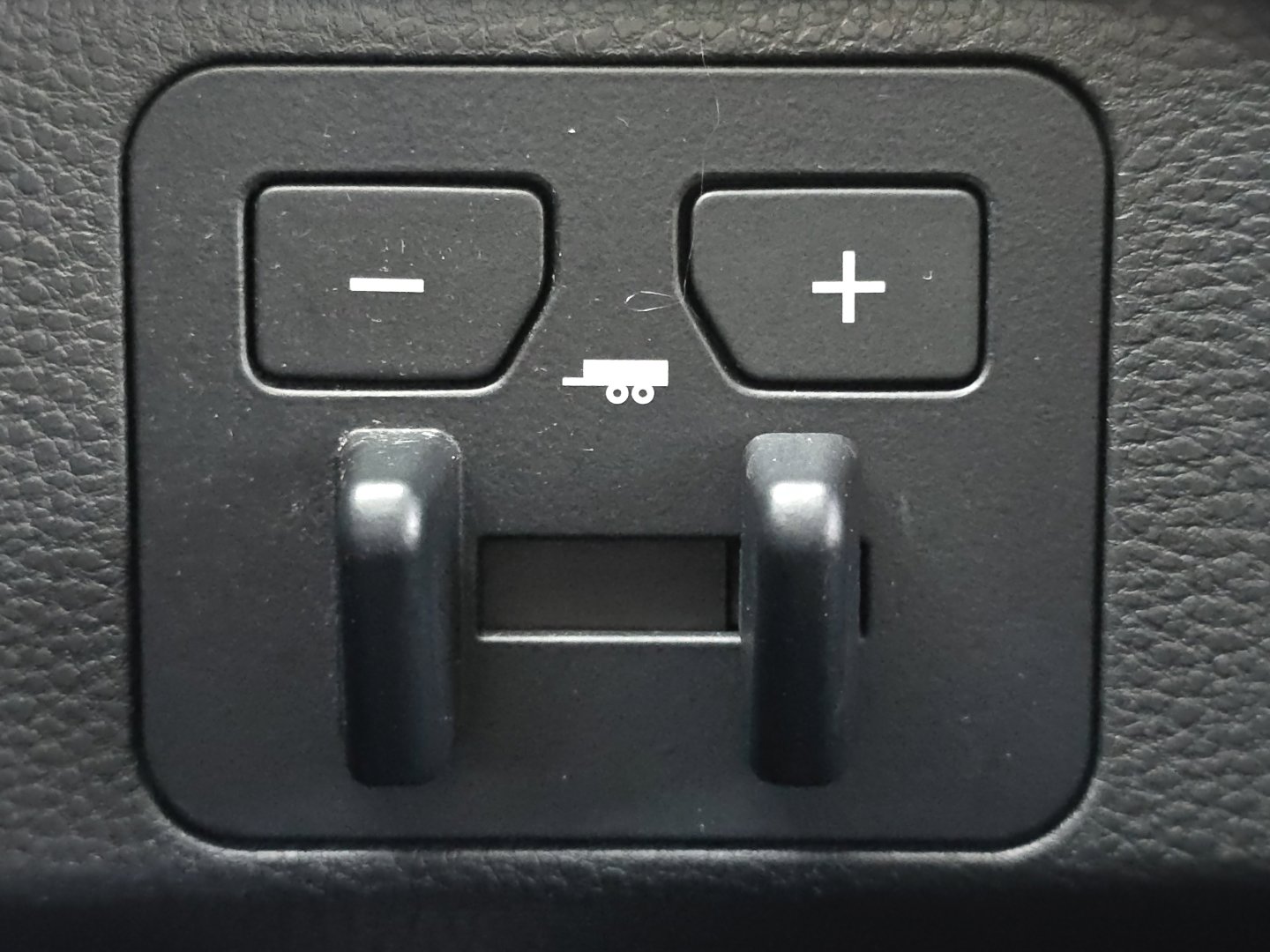 Used 2023 Toyota Tundra SR5 image 31