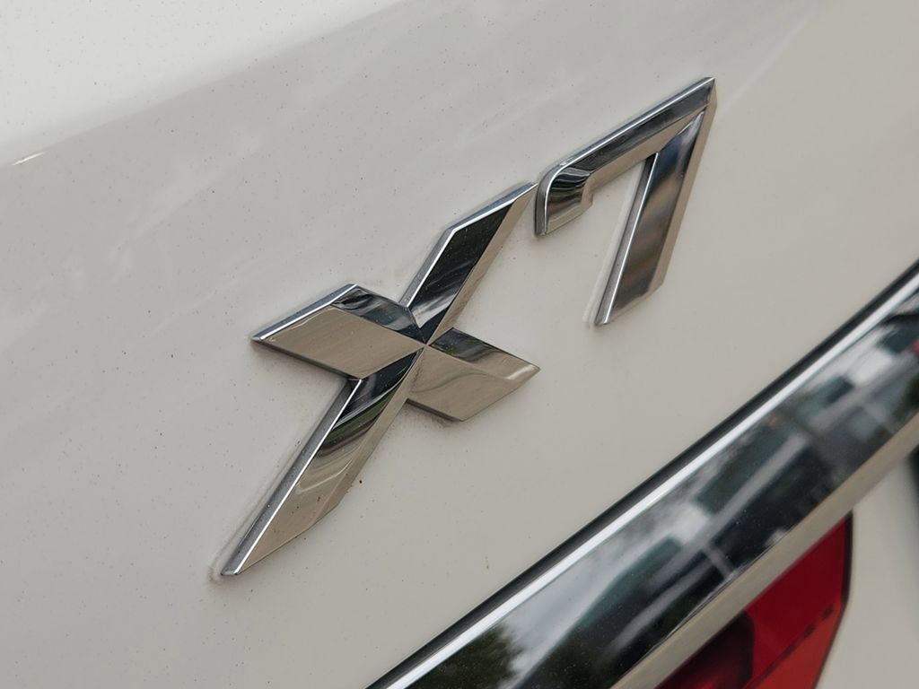 Used 2019 BMW X7 xDrive40i w/ Cold Weather Package image 12