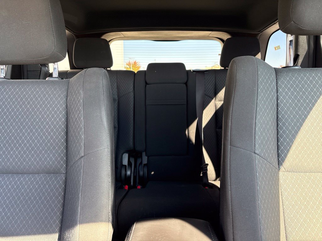 Used 2021 Jeep Grand Cherokee Laredo AWD/4WD image 26