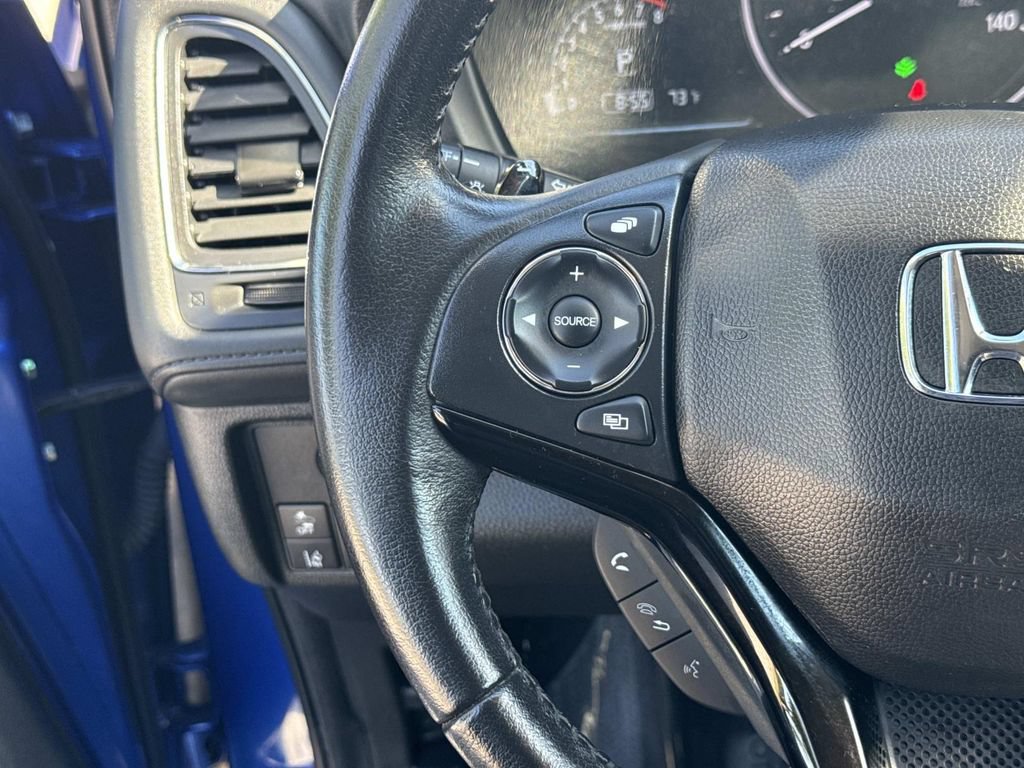 Used 2020 Honda HR-V Touring image 10