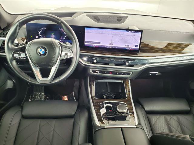 Used 2025 BMW X5 xDrive40i w/ Parking Assistance Package AWD/4WD image 49