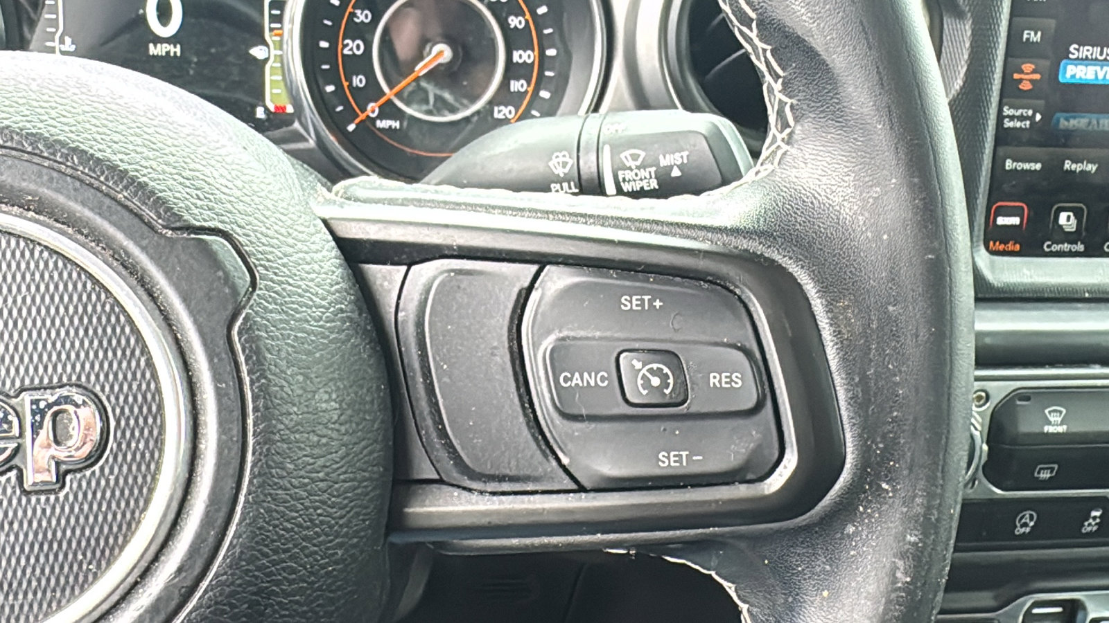 Used 2021 Jeep Gladiator Sport image 24