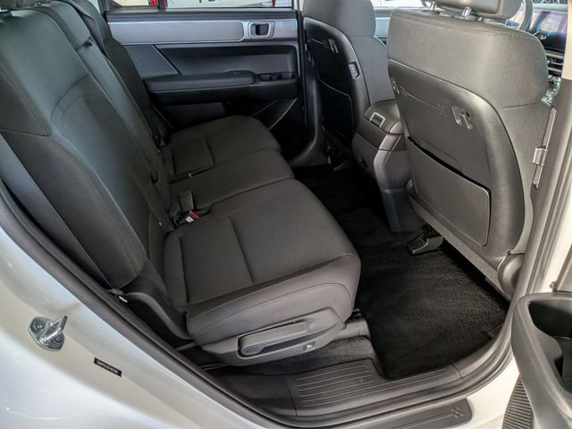 Used 2026 Hyundai Santa Fe SE AWD/4WD image 32