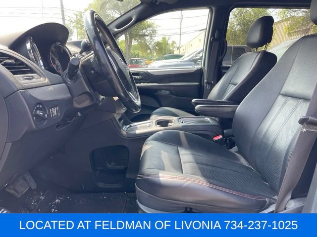 Used 2018 Dodge Grand Caravan GT FWD image 6