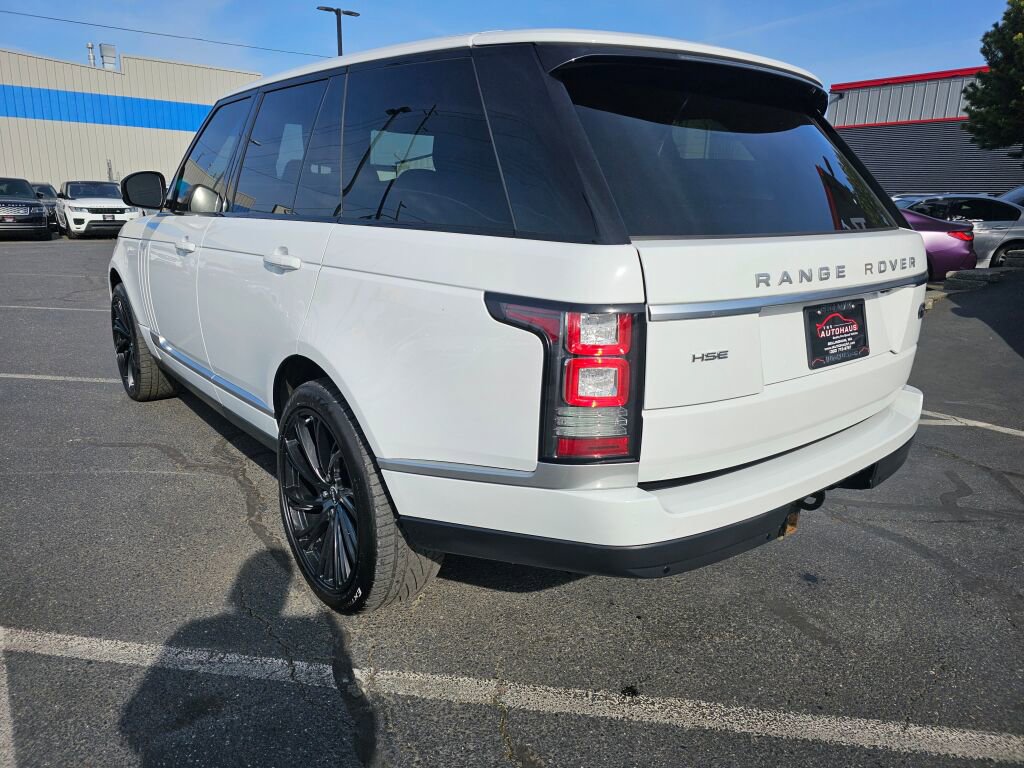 Used 2013 Land Rover Range Rover HSE image 3