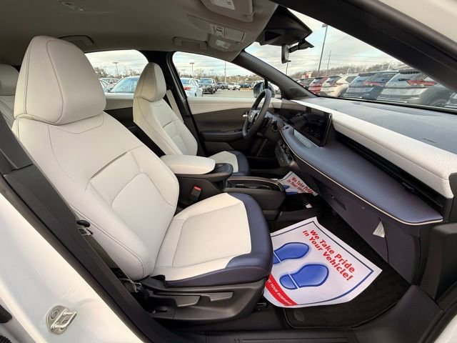 New 2026 Nissan Leaf SV+ w/ Floor Mat Package (SV+) image 16