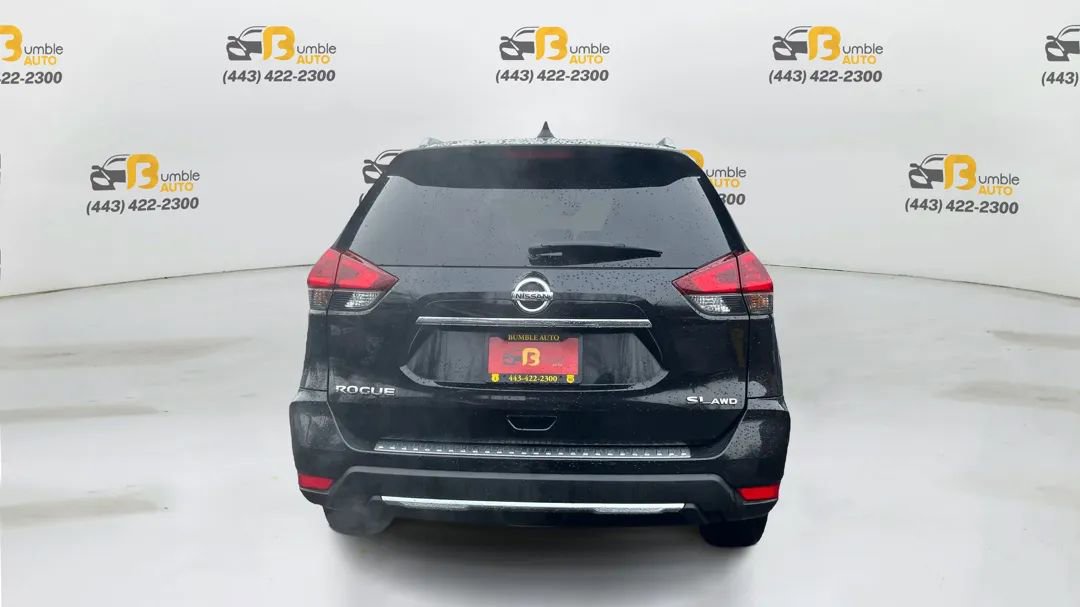 Used 2018 Nissan Rogue SL w/ Premium Package image 6