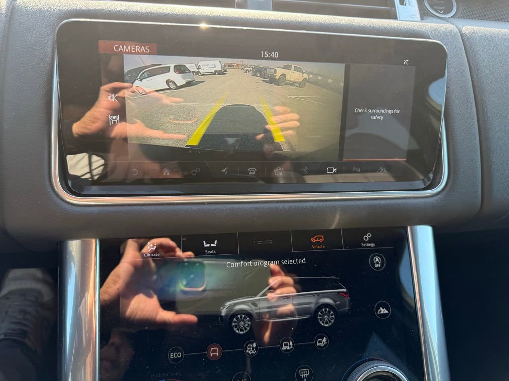 Used 2020 Land Rover Range Rover Sport SE image 20