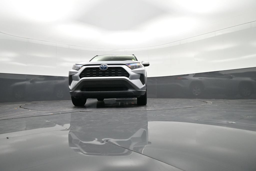 Used 2022 Toyota RAV4 LE AWD/4WD image 34