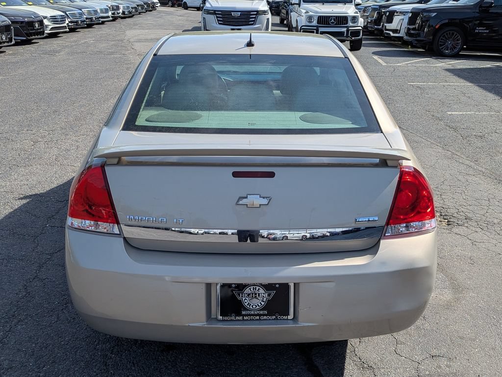 Used 2011 Chevrolet Impala LT w/ Luxury Edition Package FWD image 8
