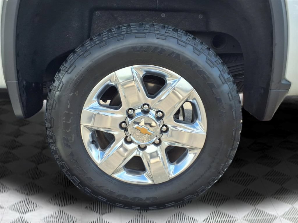 Certified 2023 Chevrolet Silverado 2500 LTZ AWD/4WD image 9