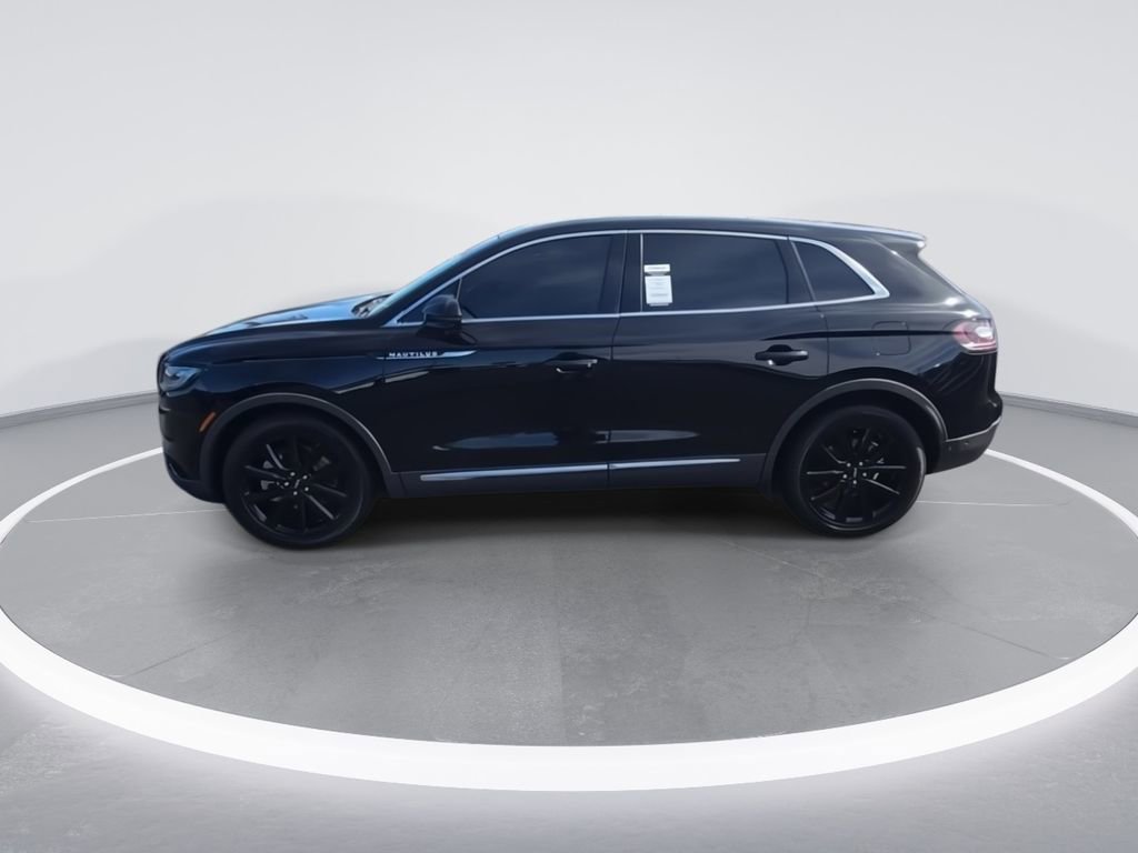Used 2022 Lincoln Nautilus Reserve w/ Equipment Group 201A image 5